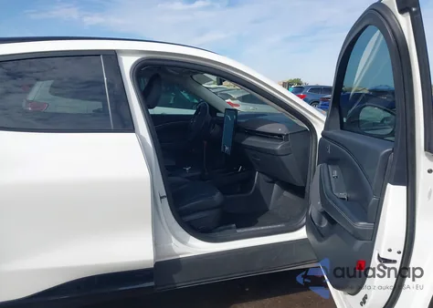 2023 Ford Mustang Mach-E Premium from USA, damaged, VIN 3FMTK3RM2PMA31302